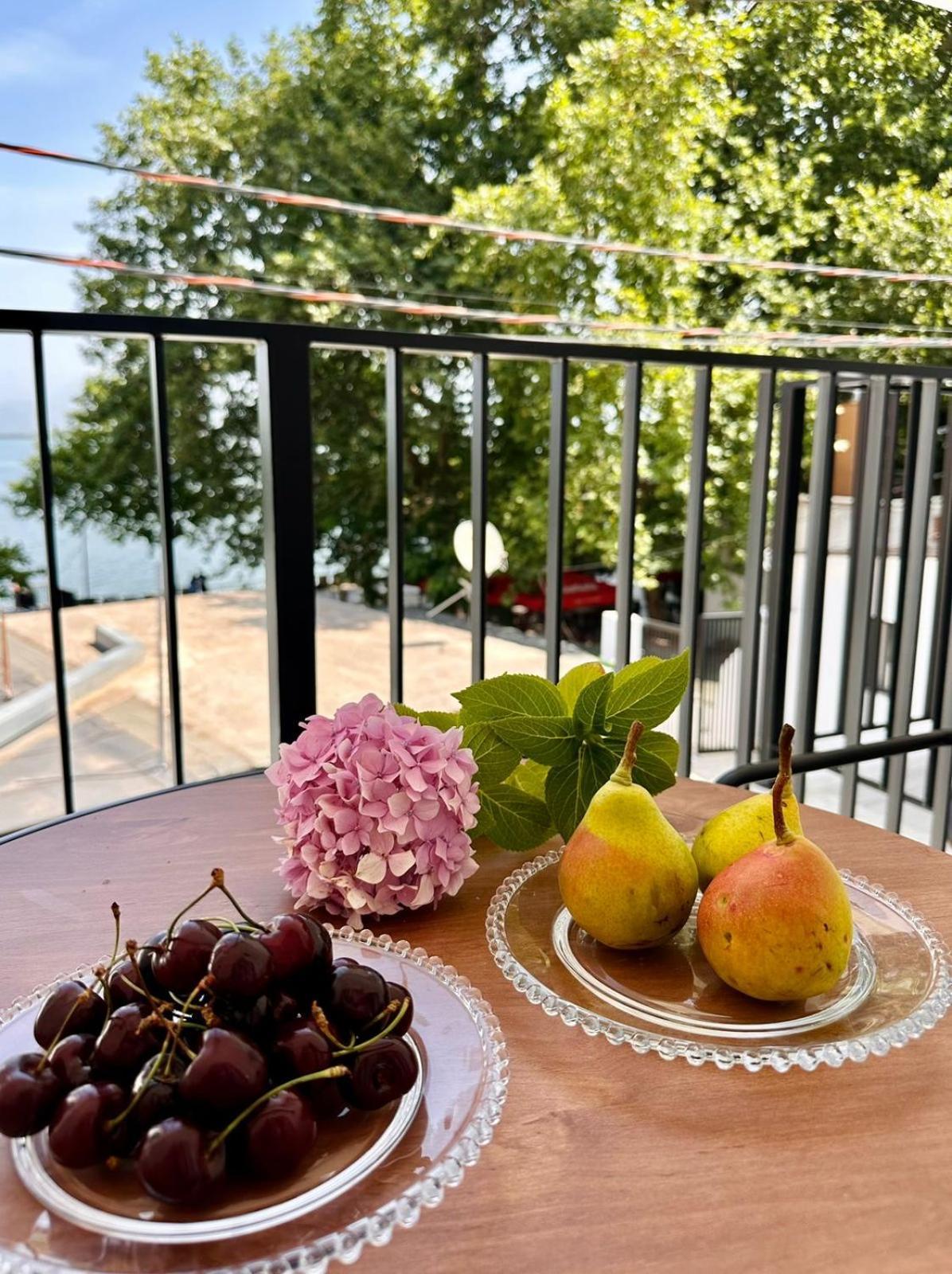 Serenity Široka Buitenkant foto